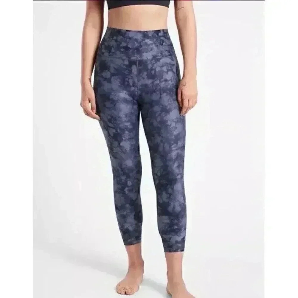 Athleta Powervita Women's‎ Sz M Blue Tie Dye Salutation 7/8 Ankle Tight Leggings